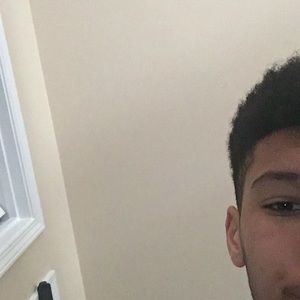 Meet your Posher, Heath